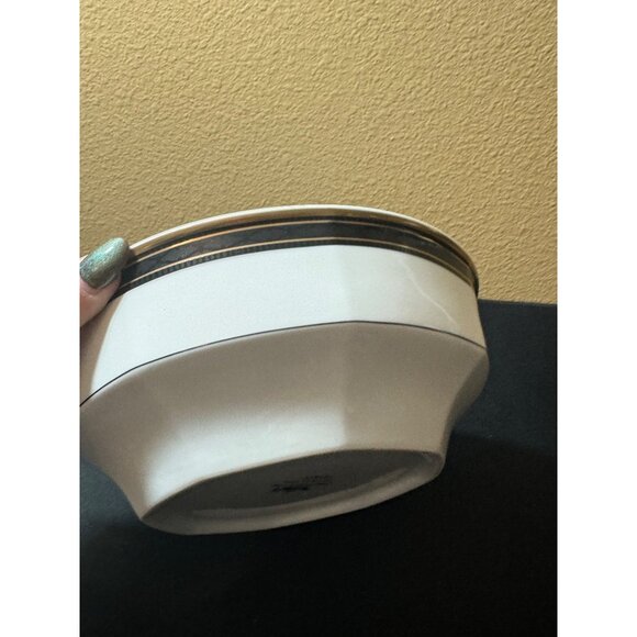 Christopher Stuart Y0009 Black Dress Fine China Serving Bowl & Serving Plate Set - Picture 9 of 11